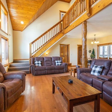 Forest Heights Lodge - 6Br - Pool Table - Near Silver Dollar City - Free Tickets Included แบรนสัน ภายนอก รูปภาพ
