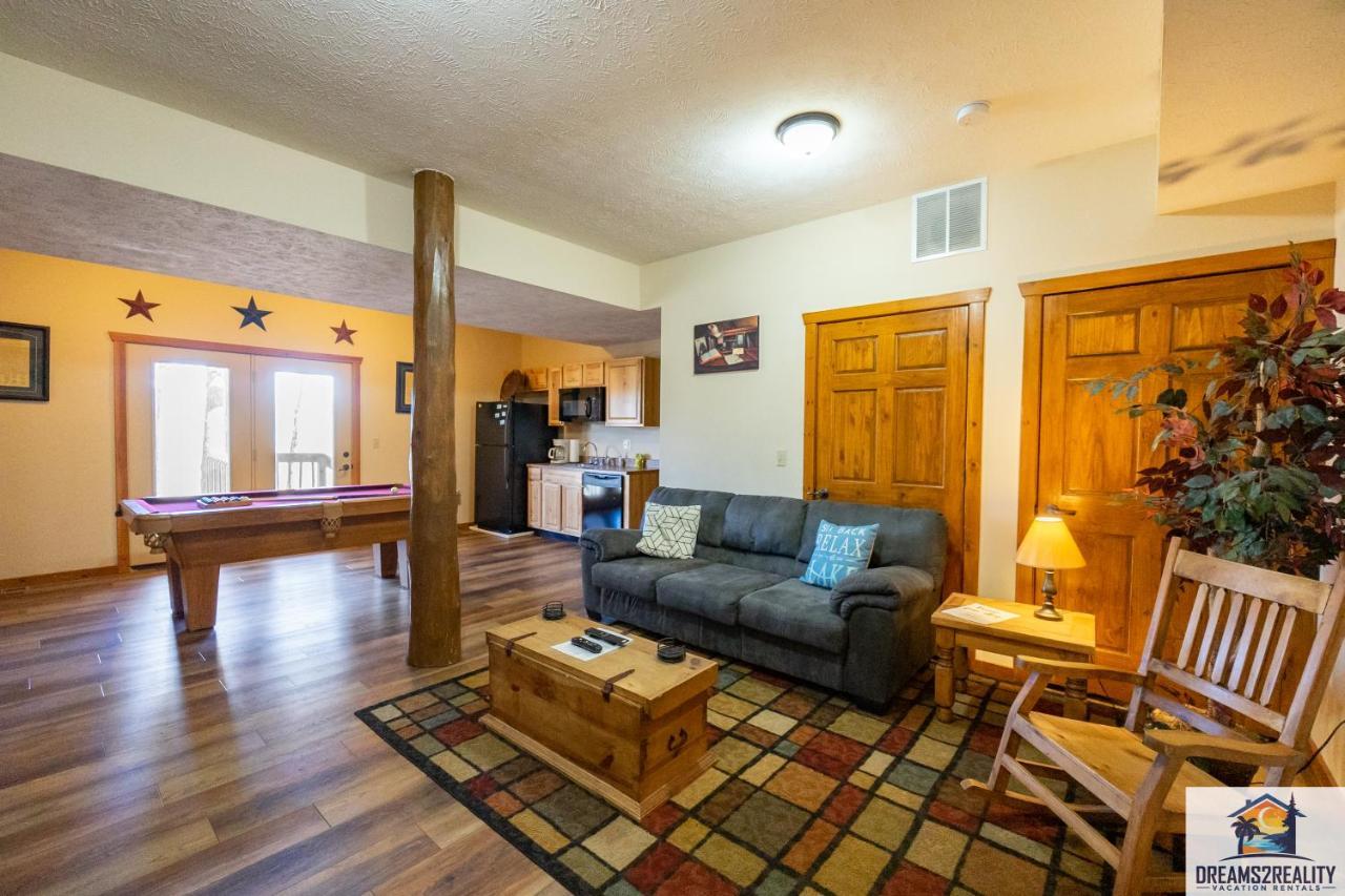 Forest Heights Lodge - 6Br - Pool Table - Near Silver Dollar City - Free Tickets Included แบรนสัน ภายนอก รูปภาพ