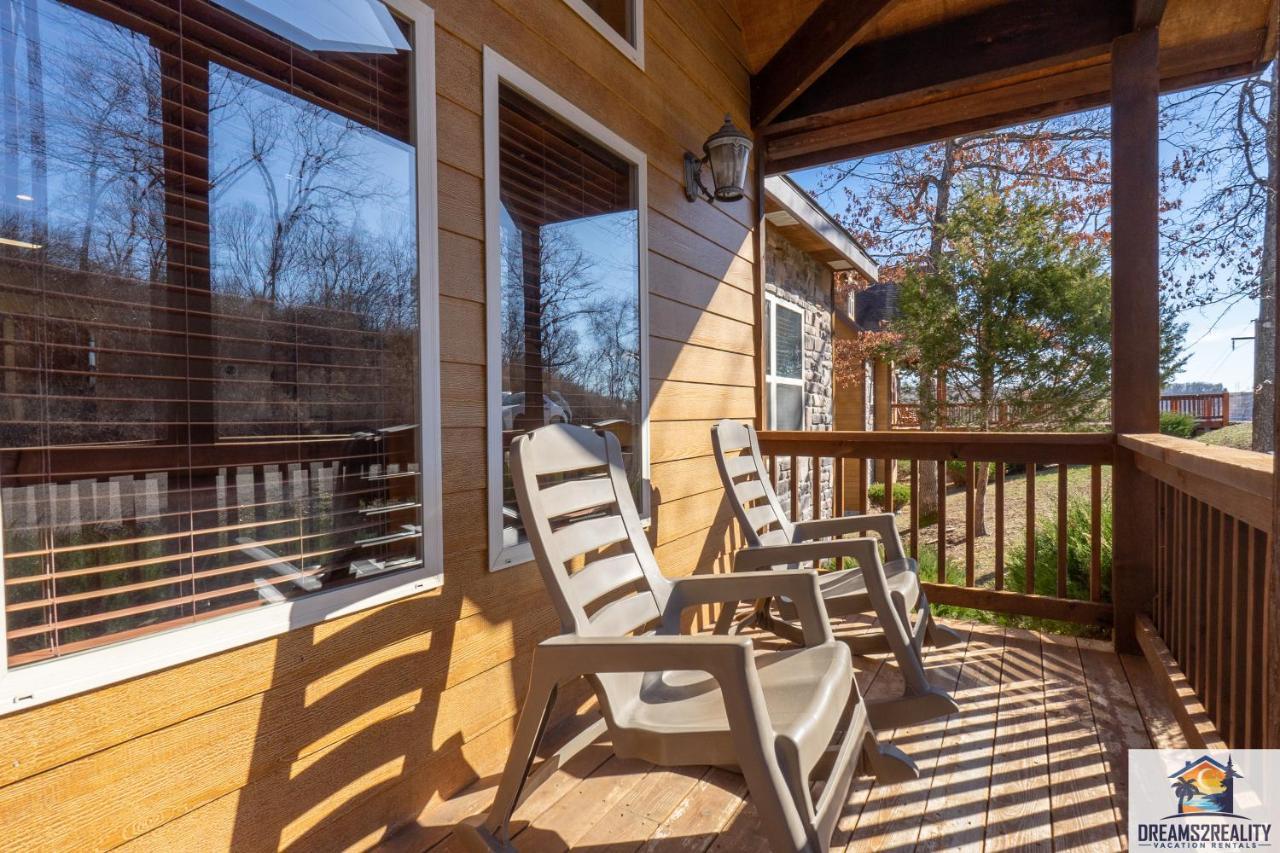 Forest Heights Lodge - 6Br - Pool Table - Near Silver Dollar City - Free Tickets Included แบรนสัน ภายนอก รูปภาพ