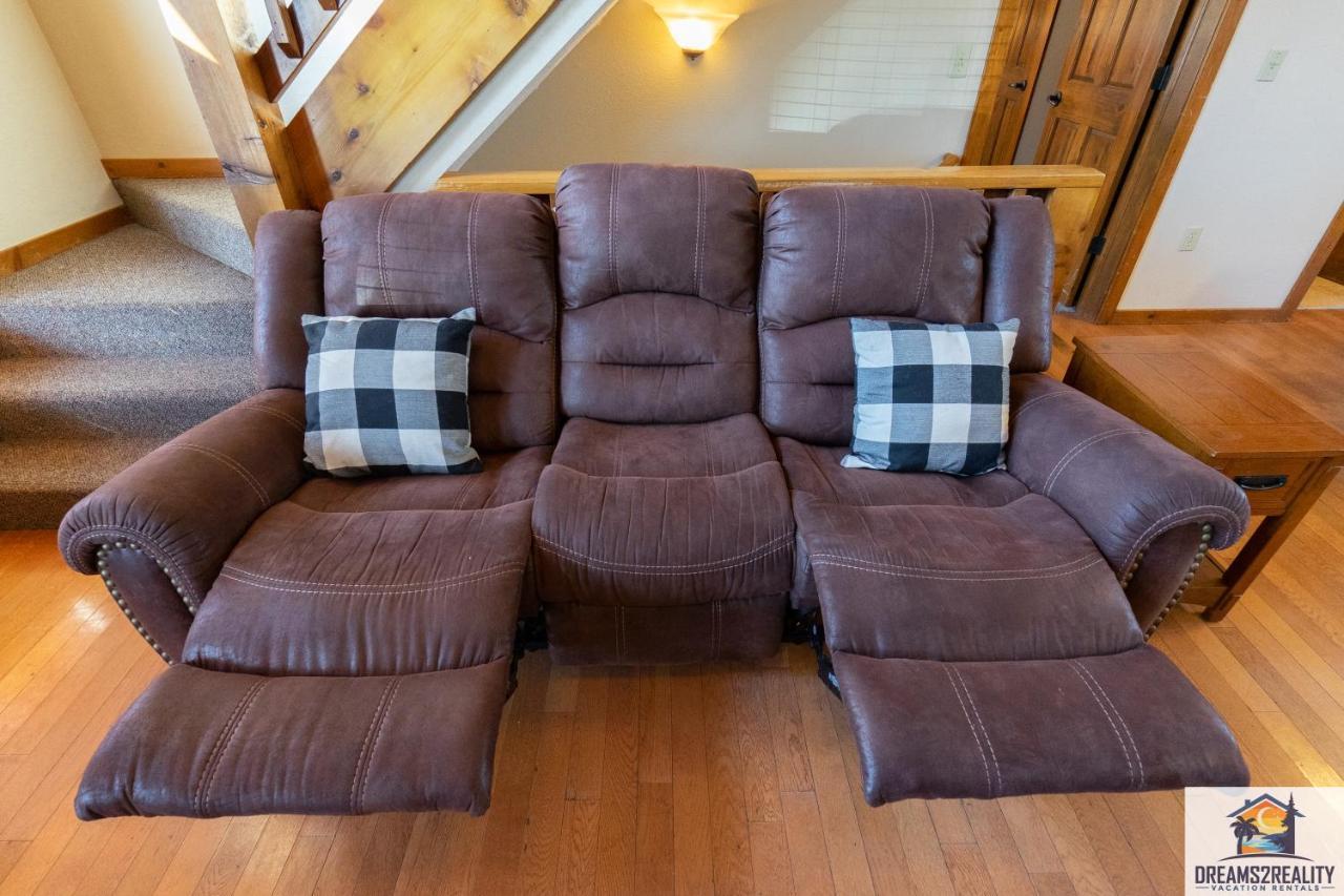 Forest Heights Lodge - 6Br - Pool Table - Near Silver Dollar City - Free Tickets Included แบรนสัน ภายนอก รูปภาพ
