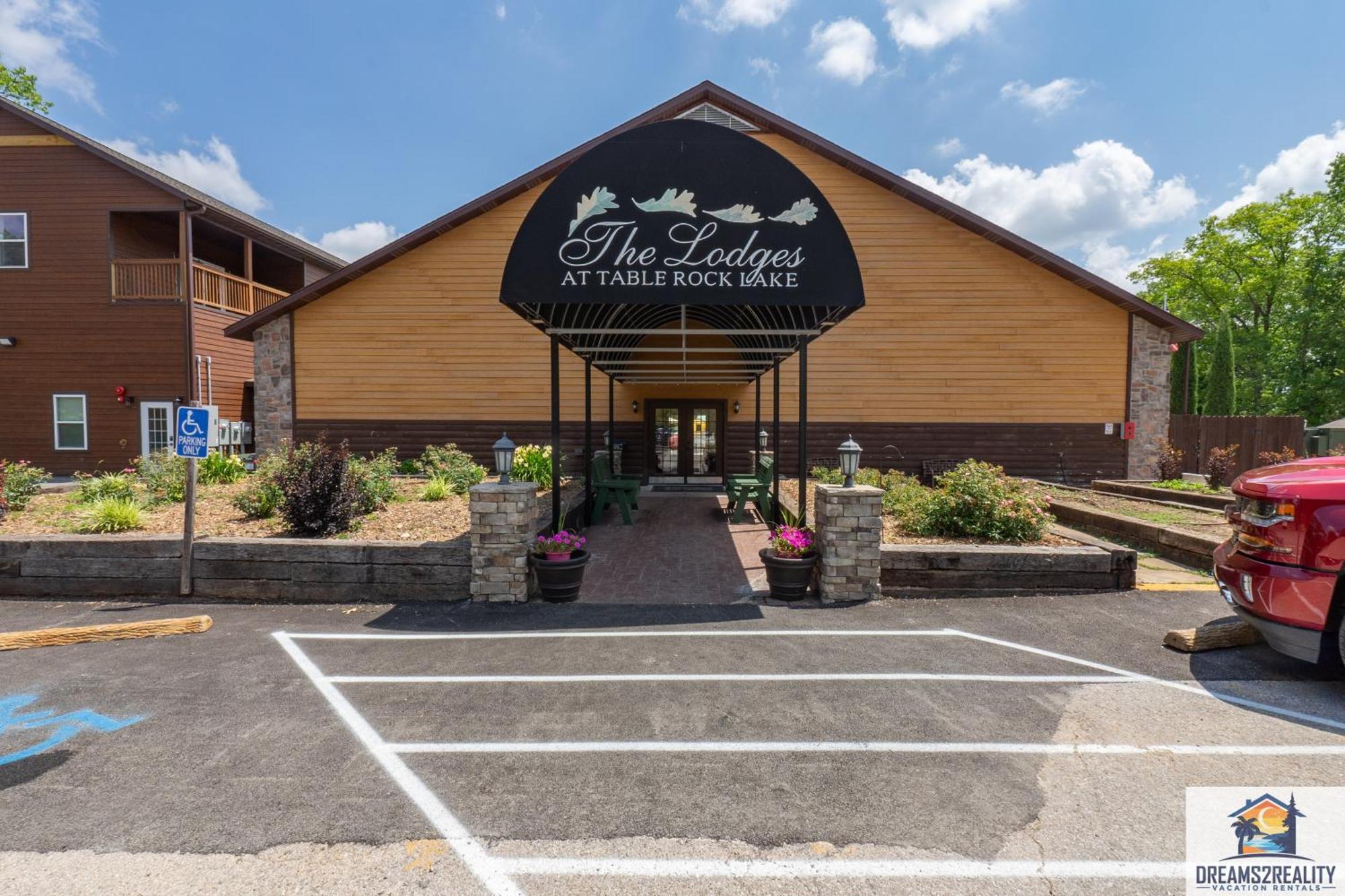 Forest Heights Lodge - 6Br - Pool Table - Near Silver Dollar City - Free Tickets Included แบรนสัน ภายนอก รูปภาพ